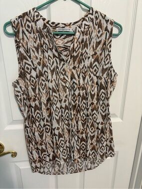 Notations Brown and White Sleeveless V-Neck Printed Camisole